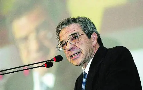 «Telecom: Telefonica è socio, non comanderà»