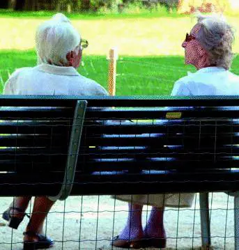 Celle Ligure e suoi sette «super nonni»