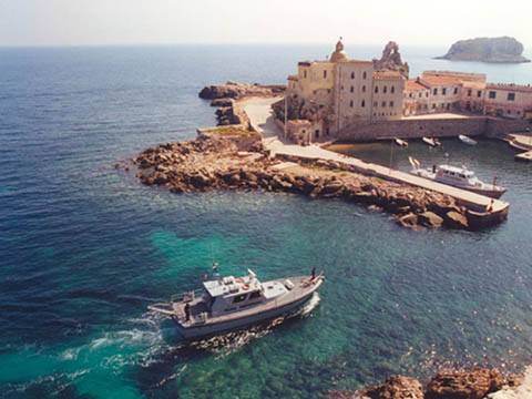 E il "bunker" di Pianosa è diventato un ristorante