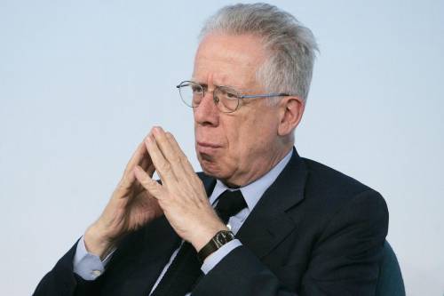 Padoa-Schioppa: "Non mi aspetto modifiche in parlamento"
