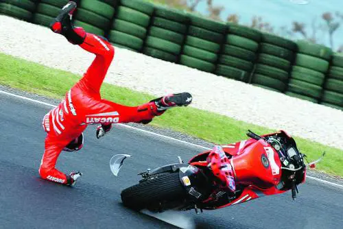 Stoner a Rossi: «Caro Vale devi imparare a perdere»