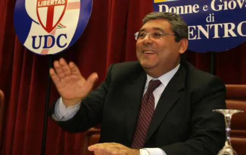 Mafia, chiesti otto anni per Totò Cuffaro