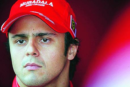 Ferrari, Massa rinnova fino al 2010
