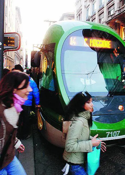 Trecento firme per avere tram più puntuali