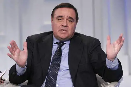 Mastella: "Meglio votare in primavera. Decido io quando me ne vado"