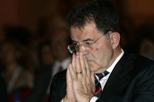 Prodi: "Io non getto la spugna, invenzioni"