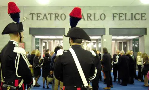 Renato Palumbo dà colore ai Vespri in bianco e nero