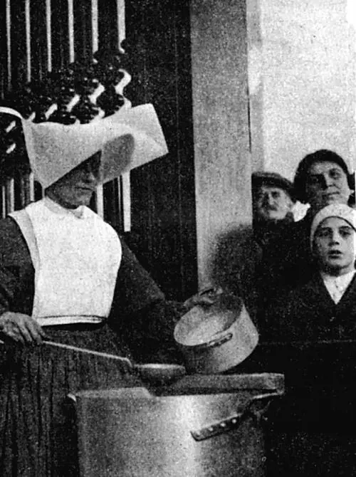 Quando le nostre Dame cucinavano la minestra