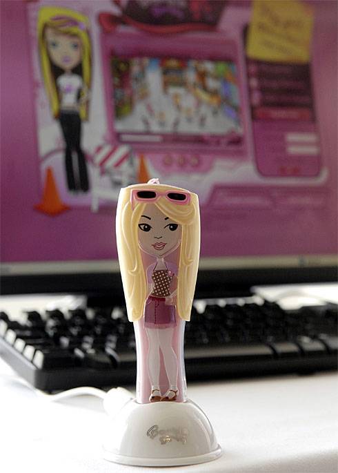 Cisco, Google e la Barbie contro Second Life