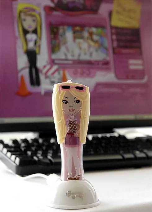 Cisco, Google e la Barbie contro Second Life