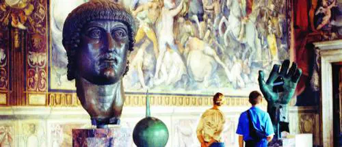 Larte di perdere soldi: turisti in coda nei musei ma le casse sono vuote