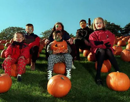 Bagnasco, scomunica fantasma di Halloween
