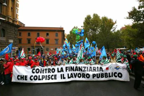 Statali in sciopero: governo Pinocchio