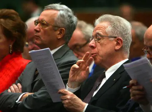 L'allarme di Draghi: "In Italia gli stipendi più bassi d’Europa"