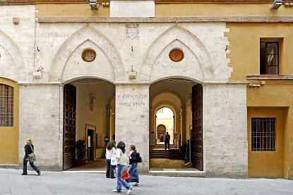 Quelle cattedre "ereditarie" che diventano affare di famiglia