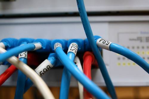 Giorni decisivi per lo scorporo della rete Telecom