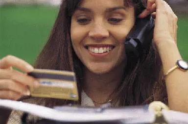 Carta di credito a rate, ultima spiaggia di chi è in rosso