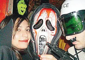 Studentessa, la pista dei due cellulari