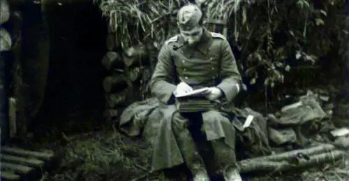 Perde una raccomandata e trova suo padre