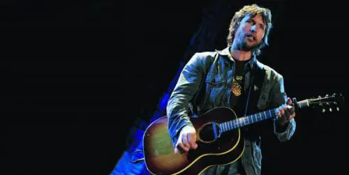 La popstar miliardaria: "Non compro vestiti e do i soldi alla mamma"