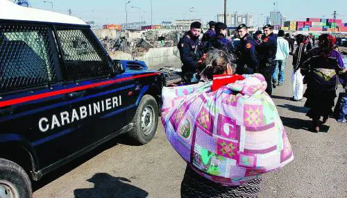 «Scuole disertate,  i piccoli rom mandati a rubare»