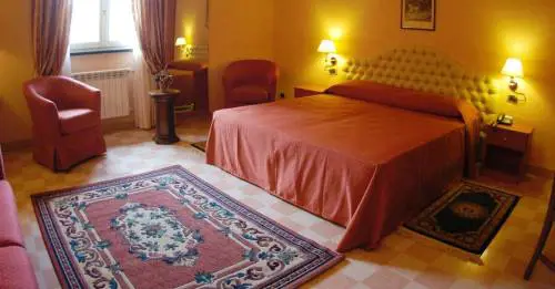 Sugli alberghi la maggioranza va in pensione