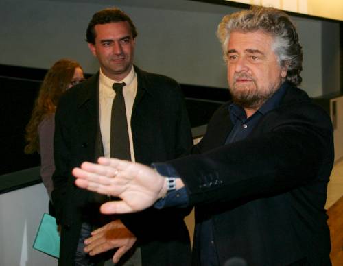 Show al Parlamento Ue, da Grillo 
e De Magistris processo a sinistra