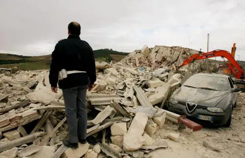 Matera, esplode un casale 
Muore un bimbo di 7 anni