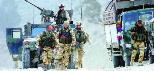 Fallisce in Afghanistan  un attentato kamikaze contro i soldati italiani