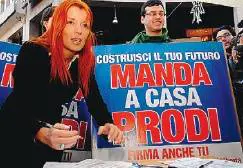 Roghi e violenze contro i gazebo ma l’onda azzurra non si ferma