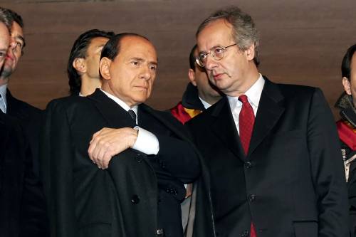 Veltroni tira il fiato: riforme possibili Berlusconi è in sella