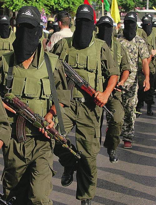 Gli aiuti al Libano   nelle tasche di Hezbollah