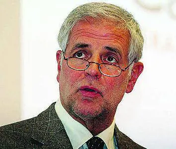 «Berlusconi leader del nuovo partito Farò la campagna elettorale per lui»