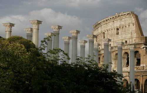 Roma, la via che non c'è 
ha 11.500 abitanti