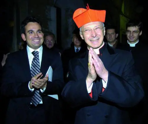 Il cardinale Bagnasco in visita al Galliera