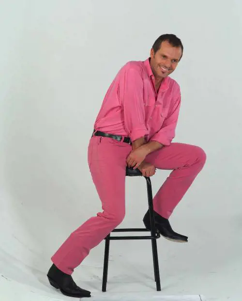 Miguel Bosè: "Torno dal vivo. E poi lancio il Live Aid latino"