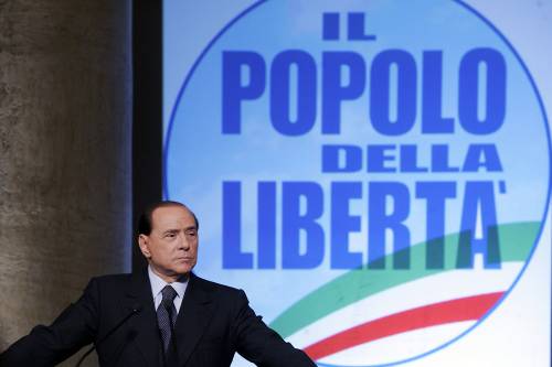 Riforma, il Cavaliere: "Trattiamo, poi al voto"