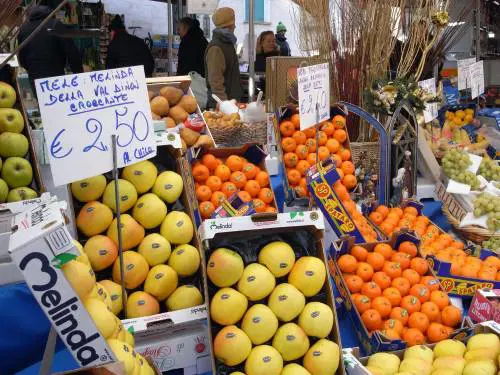 Prezzi, in 5 anni aumenti fino al 130% 
Ferrero: "Bloccarli per tutto il 2008"