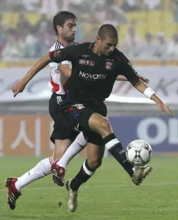 L’altro derby di Natale 
Milan e Inter su Benzema