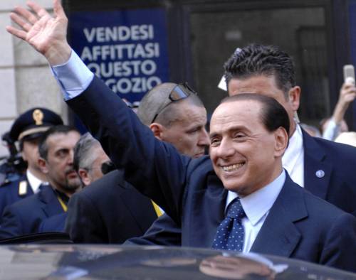 Berlusconi: "La sinistra mi attacca 
anche se sono io la vittima"