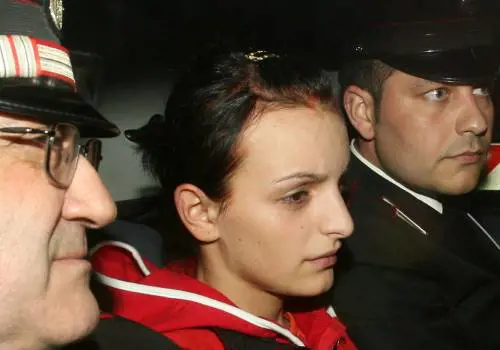 Omicidio del metrò, 
16 anni a Doina Matei