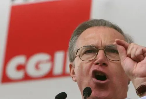 Cgil, scoppia la resa dei conti 
Fiom: "Epifani ha fatto cose pessime"