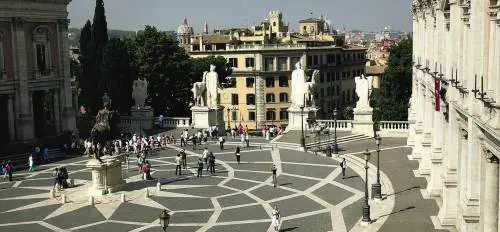 Comune, tecnologia «manuale»