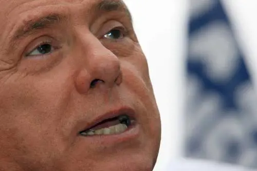 Gogna mediatica contro il Cavaliere