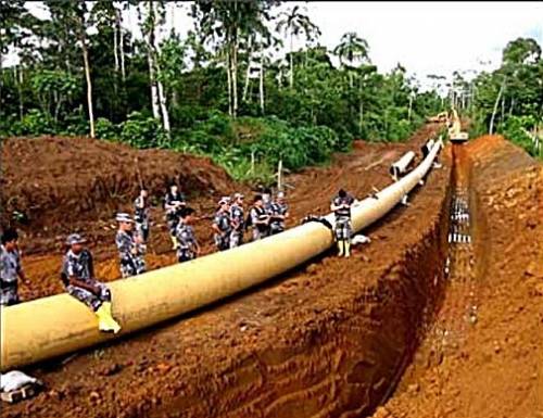 Nigeria, esplode oleodotto 
Almeno 40 le vittime