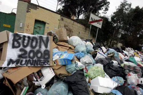 "Niente commissari", ma ne arrivano due