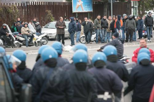 Pianura, l’ora del dialogo è finita. Così la polizia si prepara al blitz