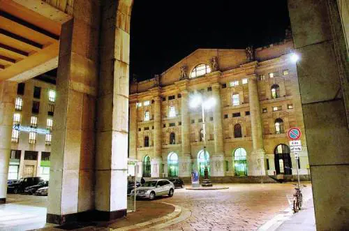 Spettro recessione, le Borse ci riprovano