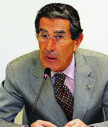 «Per certe fasce d’età si renda obbligatorio»