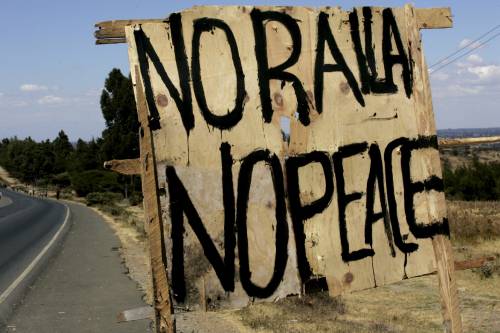 Kenya, l'opposizione: "Mille morti"